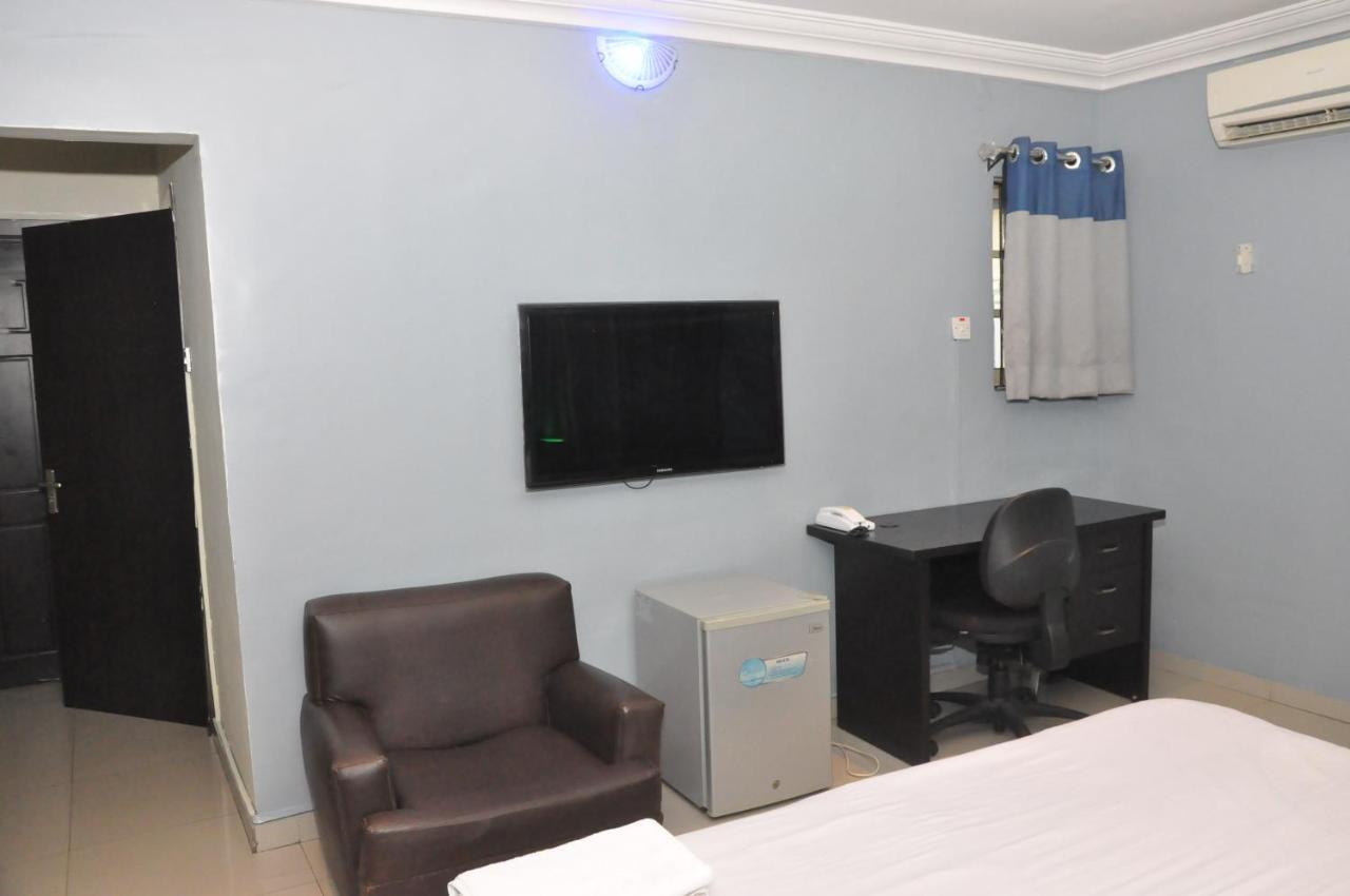 Haute Aparthotel อีเคจา ภายนอก รูปภาพ