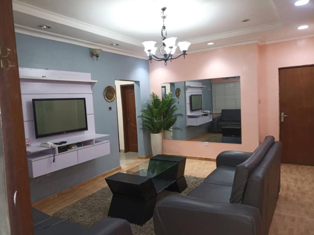Haute Aparthotel อีเคจา ภายนอก รูปภาพ